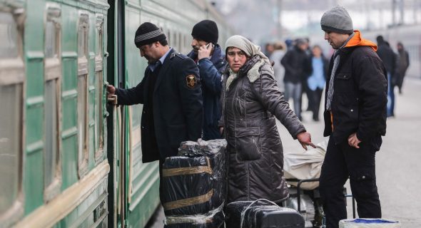 Семьи трудовых мигрантов смогут ежегодно получать материальную помощь