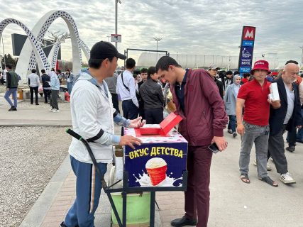 В Ташкенте выявили сотни килограммов испорченного «андижанского мороженого»