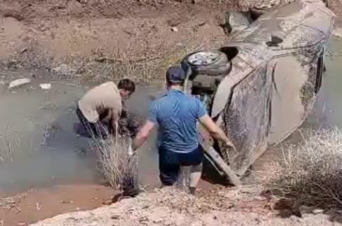 В Каракалпакстане мужчина на Gentra вылетел в кювет — видео