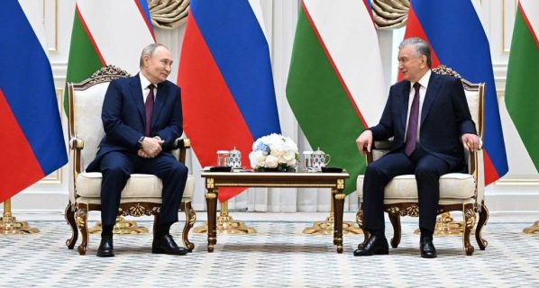 «Этот визит будет историческим»: Мирзиёев и Путин переговорили в узком формате — главное