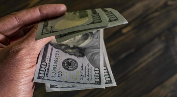 Насколько изменился доллар за неделю?