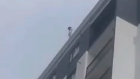 В Ташобласти девушка сбросилась с крыши 16-этажного дома