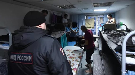 Из России депортируют сотни нелегалов