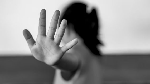 В Узбекистане мужчина насиловал 11-летнюю девочку