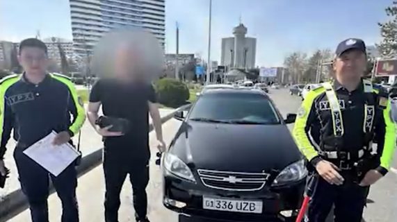 В Ташкенте посадили водителя за поддельный номерный знак UZB
