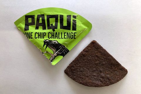 Узбекистанцев призвали не есть острые чипсы One Chip Challenge