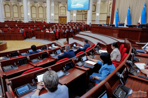 Узбекистанцы выберут депутатов парламента и кенгашей