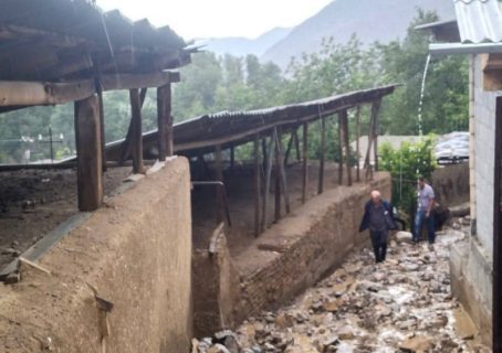В Ферганской области жители пострадали от паводков