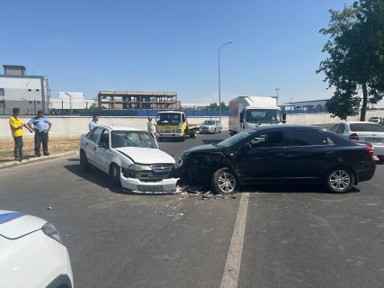 В Ташкенте произошло крупное ДТП, есть пострадавшие