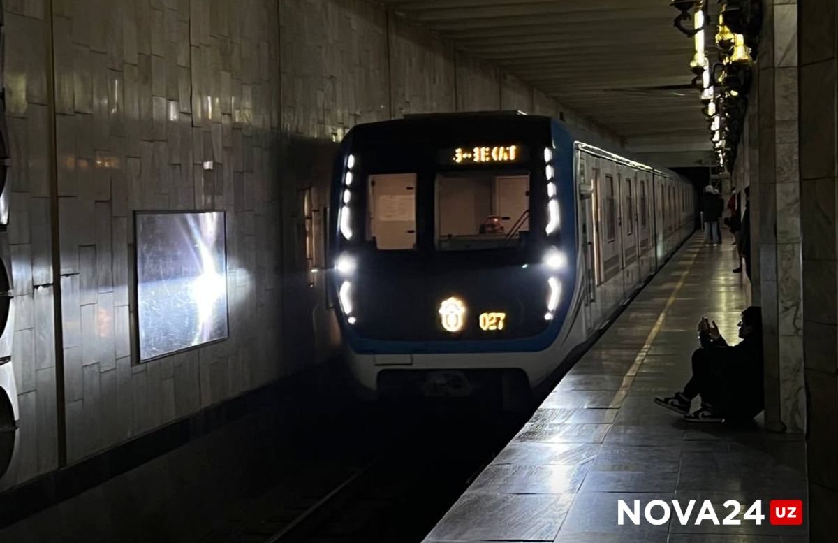 В Ташкенте мужчину арестовали за домогательство девушки в вагоне метро