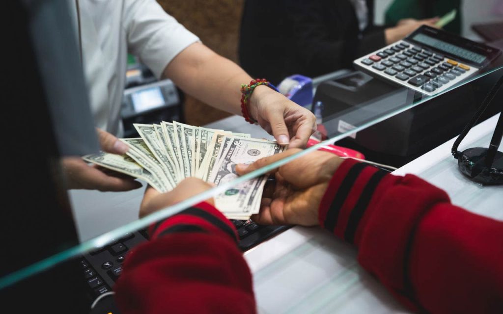 В Узбекистане обвалились все иностранные валюты 1 В Узбекистане обвалились все иностранные валюты