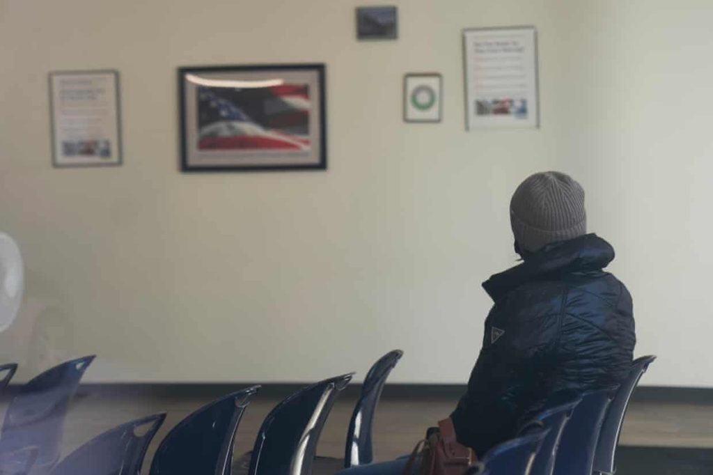 В Узбекистане доставили первых узбекистанцев, депортированных из США 1 В Узбекистане доставили первых узбекистанцев, депортированных из США