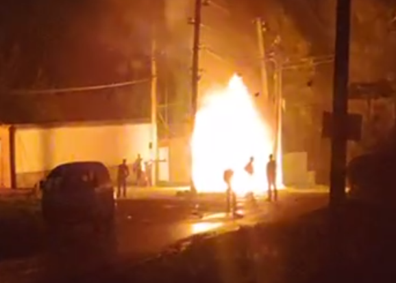 В Андижане произошел пожар на электрической подстанции — видео