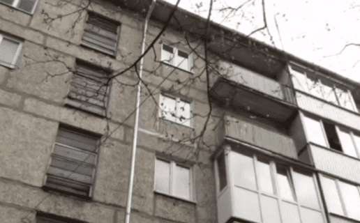 В России в съемной квартире умерли четыре узбекистанца — видео 5 В России в съемной квартире умерли четыре узбекистанца — видео