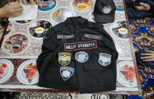 В Маргилане лже-нацгвардеец неадекватно вел себя и раздавал команды водителям 2 В Маргилане лже-нацгвардеец неадекватно вел себя и раздавал команды водителям