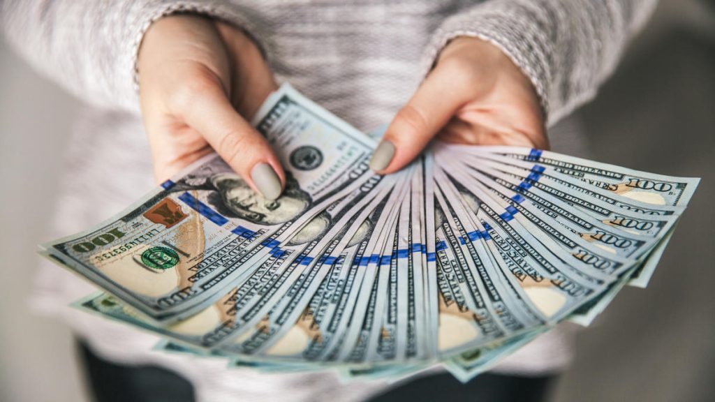 В Узбекистане обвалились курсы всех иностранных валют 1 В Узбекистане обвалились курсы всех иностранных валют