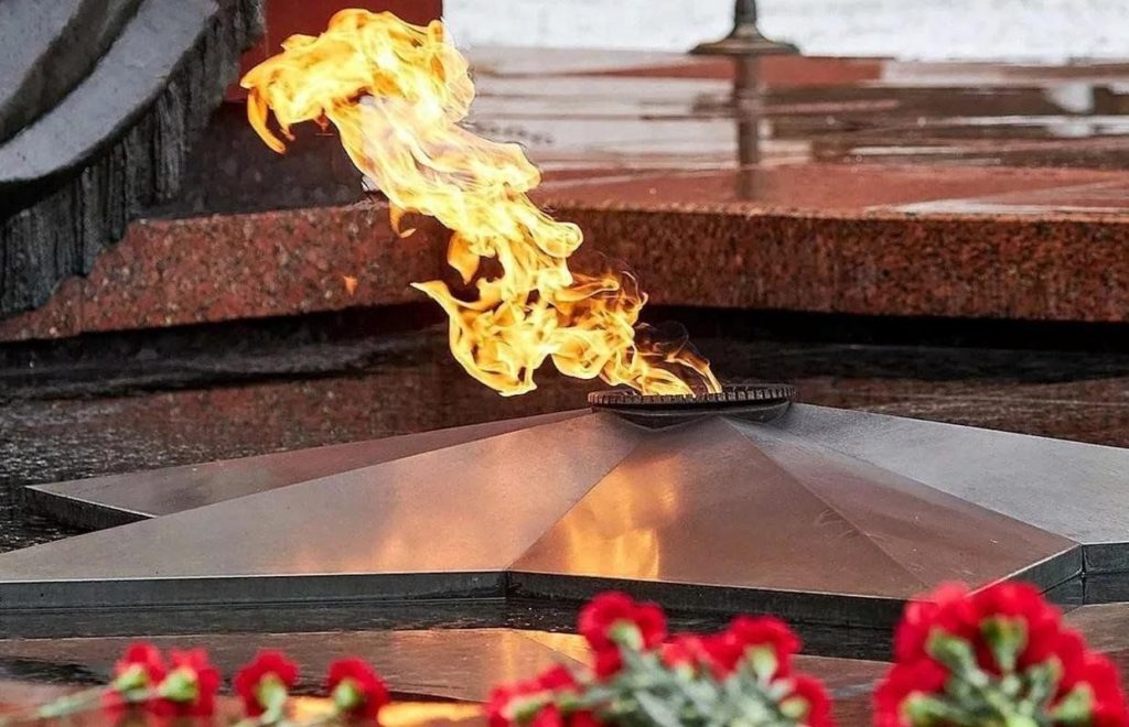 Joja katta xorozdan chiqdi