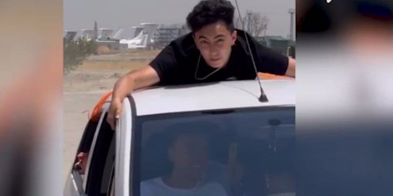 В Ташкенте наказали тиктокеров, проехавшихся на крыше авто