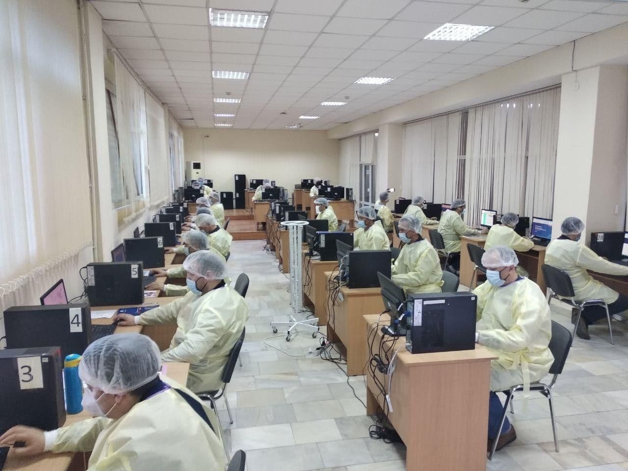 Узбекистанцы стали чаще обращаться в медицинские Call-центры по коронавирусу