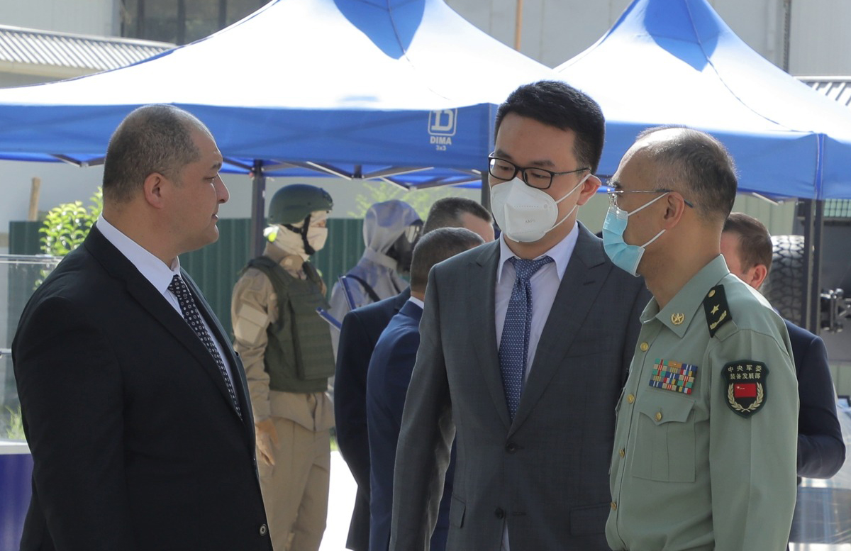 Узбекистан посотрудничает с Китаем в области вооружений, военной техники и технологий