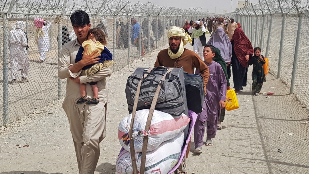 В Турции заявили, что страна не сможет принять беженцев из Афганистана
