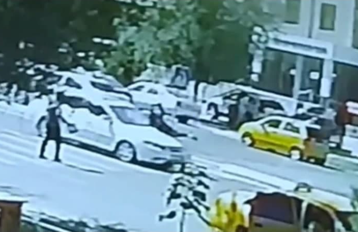 В Карши Lacceti на высокой скорости насмерть сбила пешехода — видео