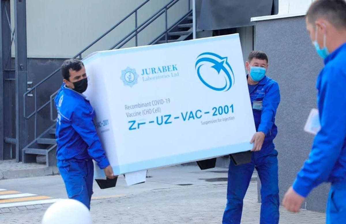 Минздрав получил первую партию вакцины узбекского производства