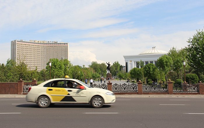 Такси в Узбекистане вернулись на круглосуточный режим