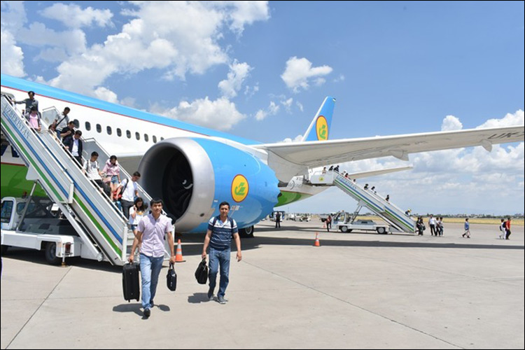 В Узбекистане частично возобновят пассажирские авиарейсы и откроют ж/д по республике