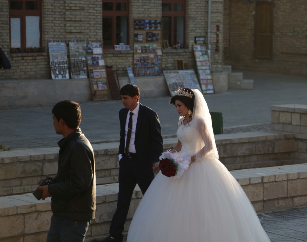 Узбекистанцы начали реже жениться и разводиться из-за пандемии