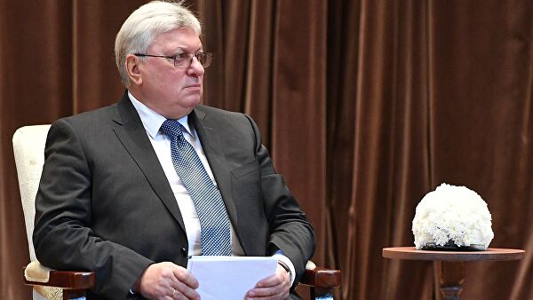 Шавкат Мирзиёев наградил ректора МГИМО орденом «Дустлик»