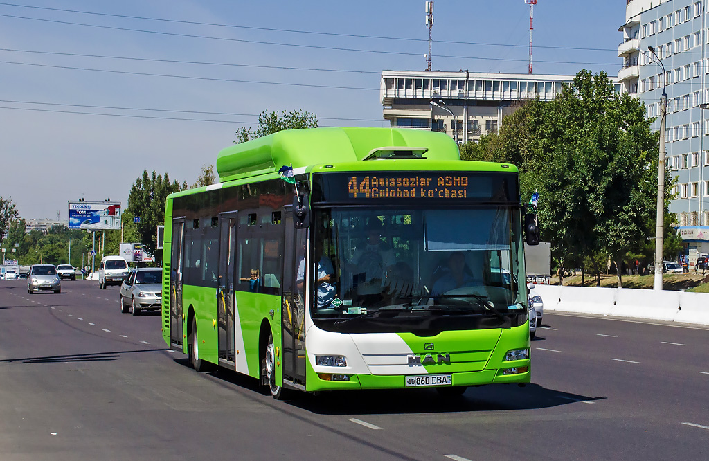 Ташкентские автобусы изменят расписание во время вступительных экзаменов в вузы