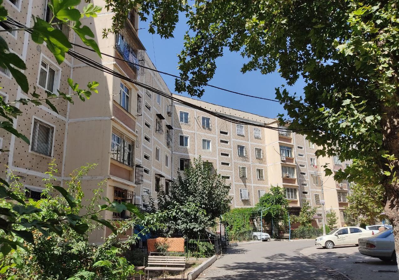 В Узбекистане налогоплательщику приписали чужие дома и квартиры