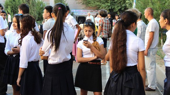 Теперь в Узбекистане школьные оценки будут учитываться при поступлении в вузы