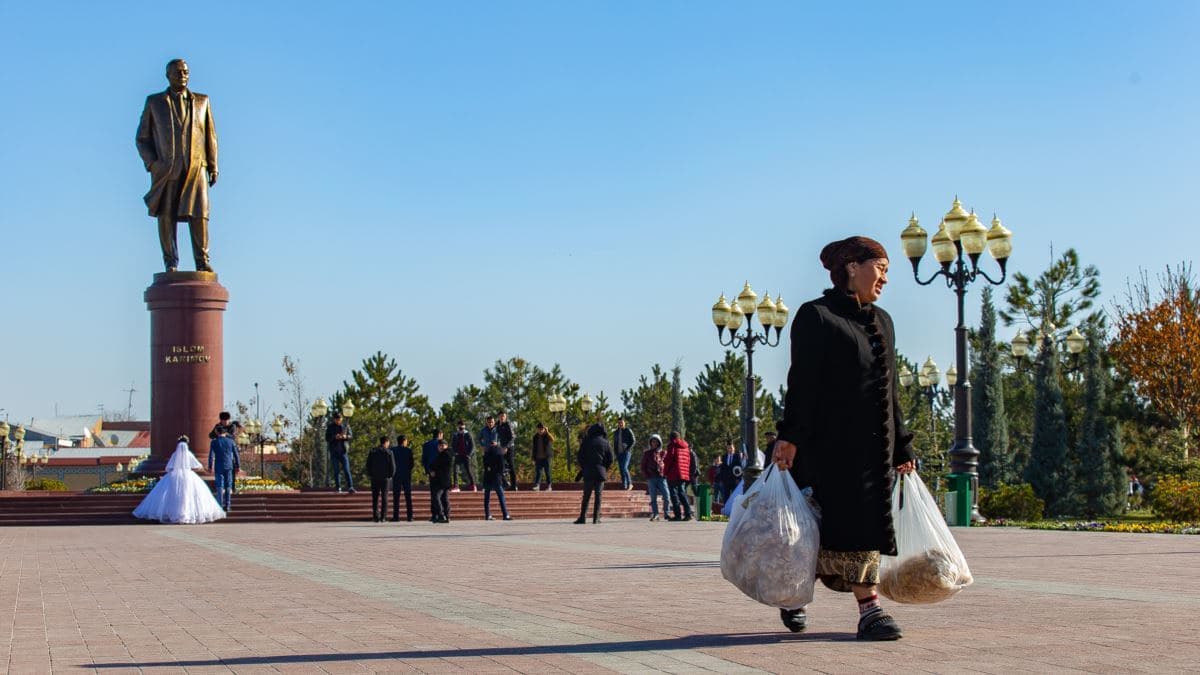 Узбекистанцы получат деньги за прохождение определенного количества шагов в день