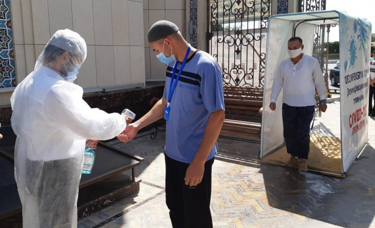 Количество зараженных коронавирусом узбекистанцев перевалило за 57 тысяч