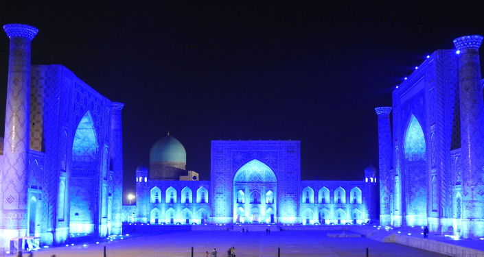 Многие здания и памятники Узбекистана засветятся синим цветом во Всемирный день детей