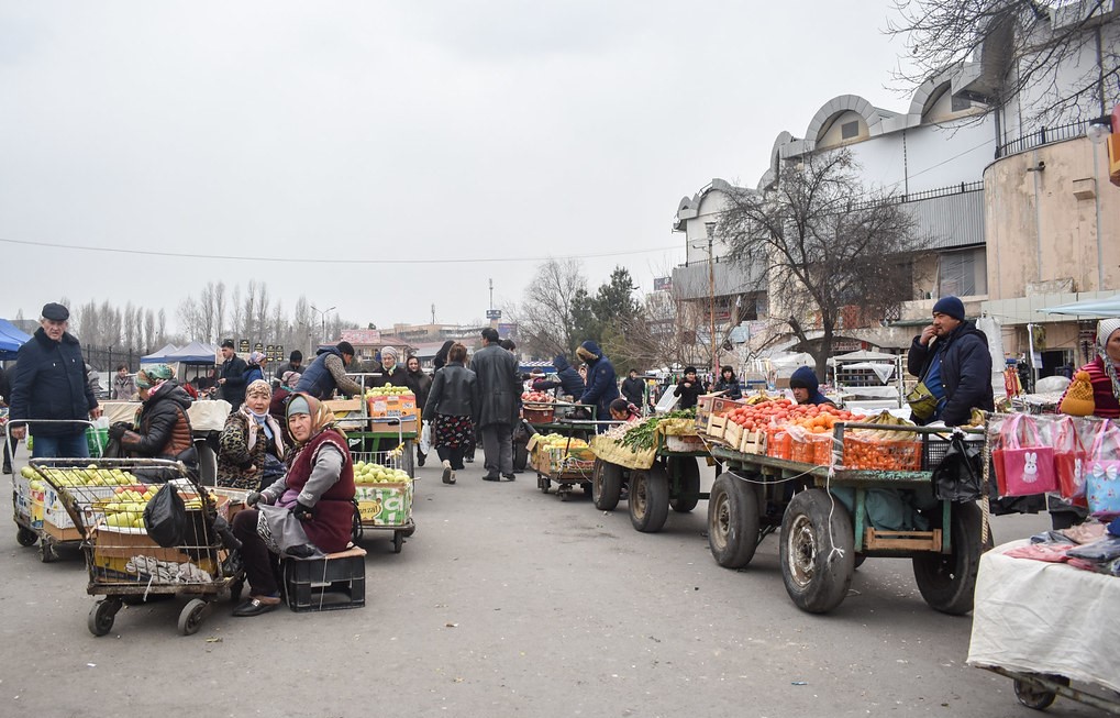 Для узбекистанцев сформируют новую «потребительскую корзину» по опросам населения