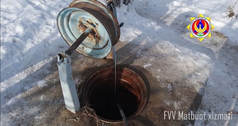 В Узбекистане пенсионерка хотела набрать воду и провалилась в 19-метровый колодец