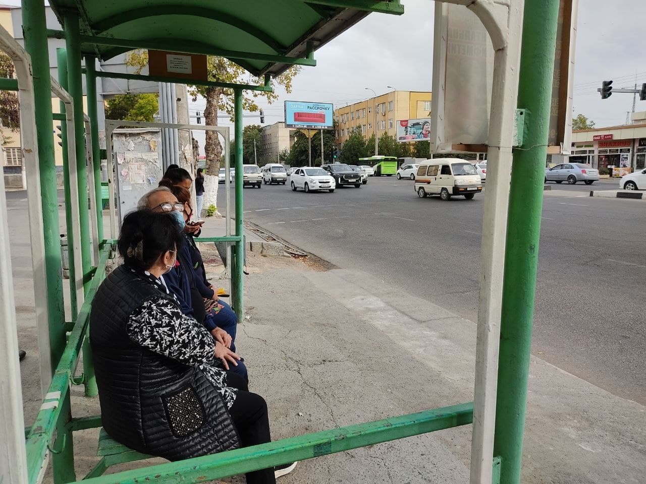 В Узбекистане часть пользователей раскритиковала новое приложение для мониторинга автобусов