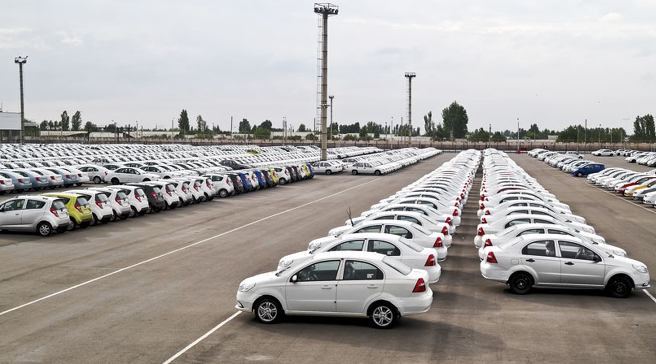 Опубликован список наиболее производимых марок автомобилей в Узбекистане