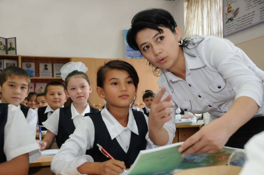 В узбекских школьниках воспитают интерес к журналистике