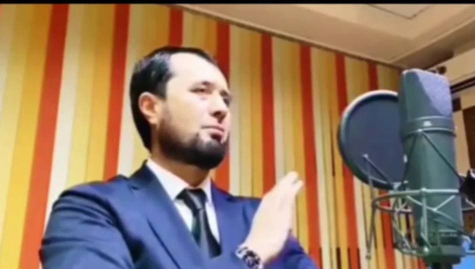«Женщина любит мужа, который ее бьет»: сотрудник центра Исламской цивилизации рассказал, как «правильно» бить жен — видео