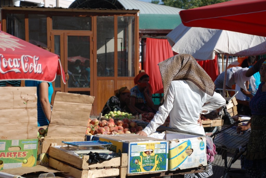 Опубликованы обновленные цены на продукты питания на рынках Узбекистана