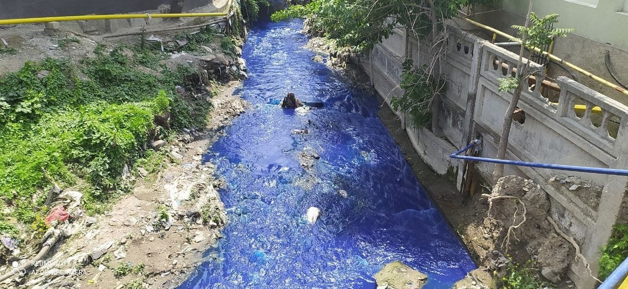 В Самарканде решили проблему с окрашенной водой в двух реках