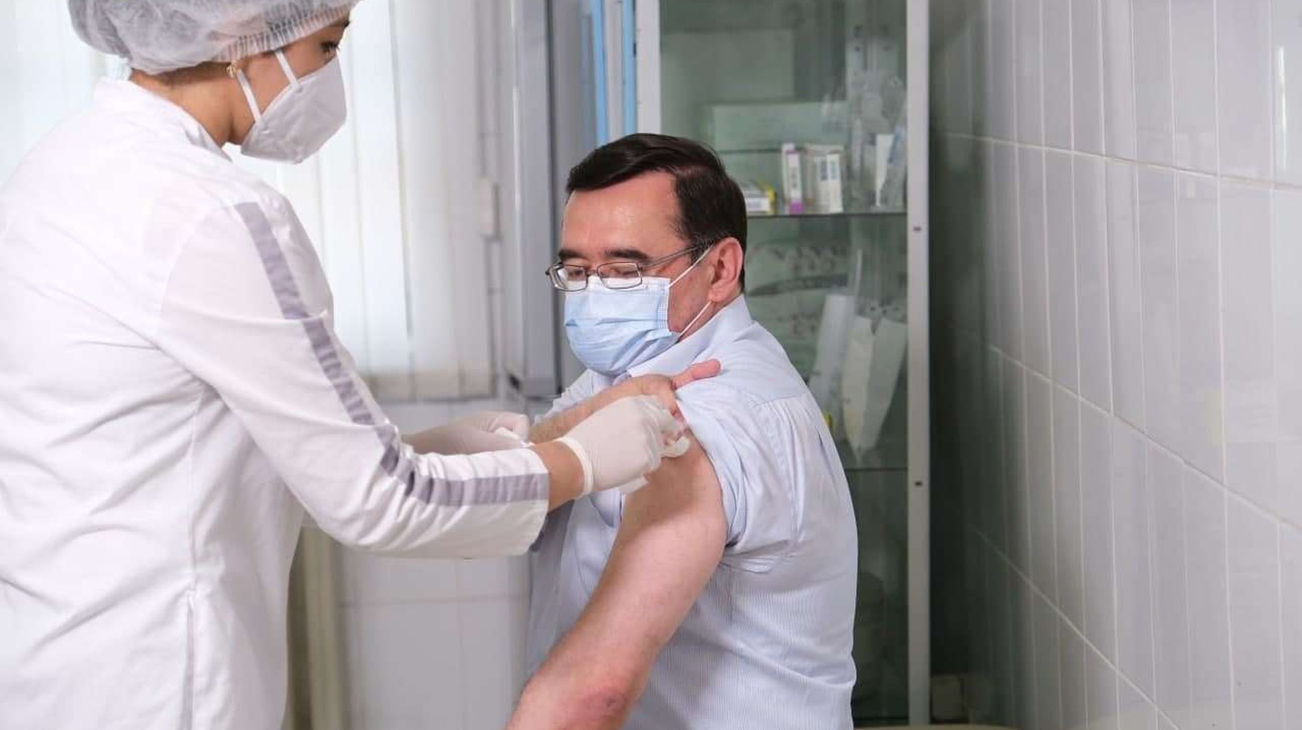 За последние сутки в республике от коронавируса привили свыше 41 тысяч человек — статистика