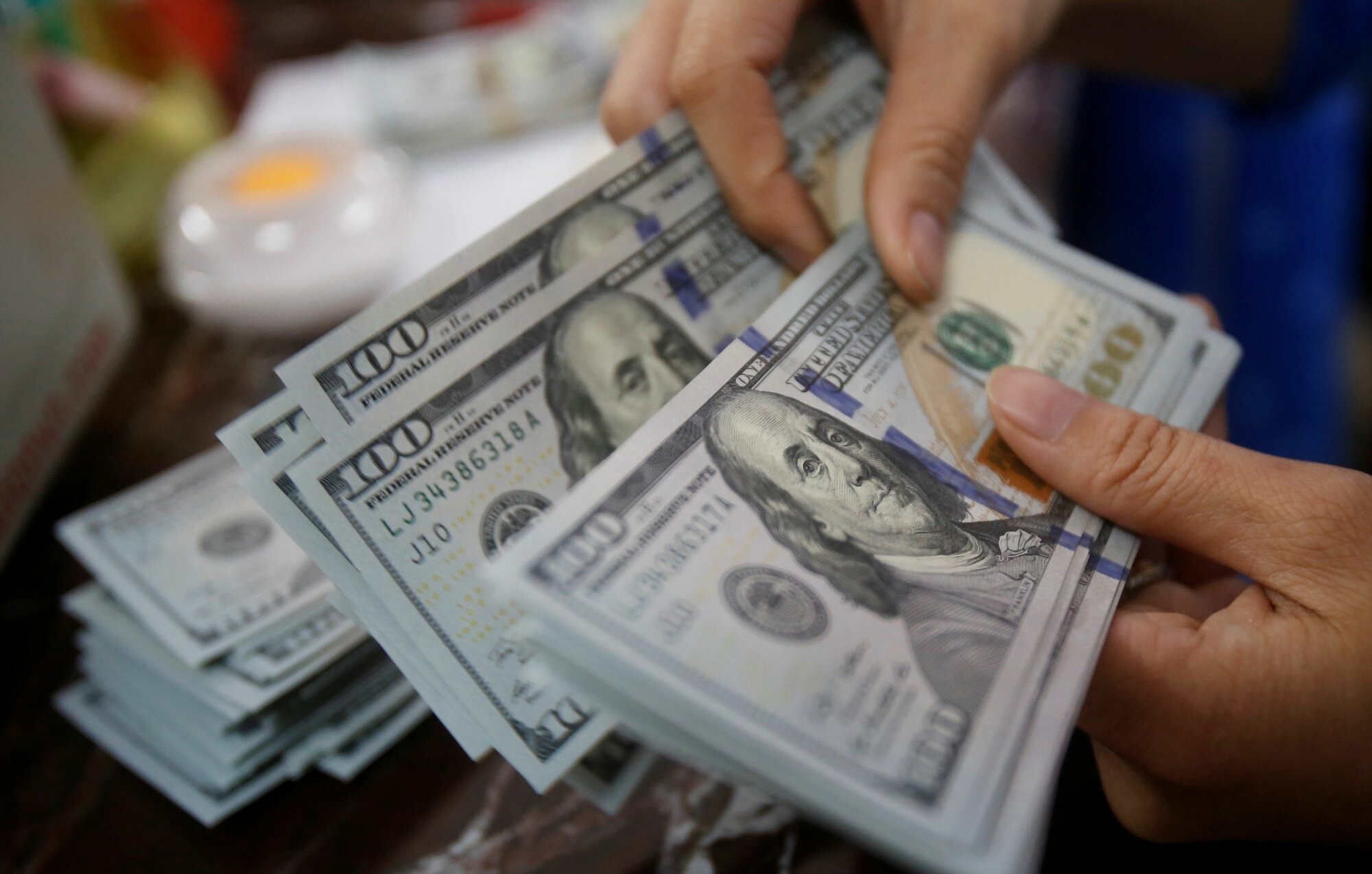 Экономика Узбекистана восполнилась зарубежными денежными переводами