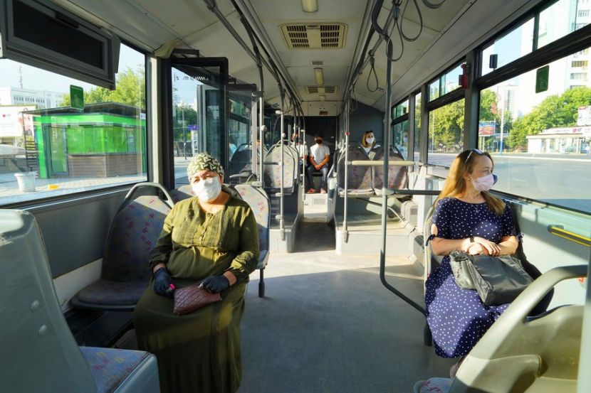 Эксперт рассказал, какие меры примут в Узбекистане для недопущения толкучки в общественном транспорте во время карантина
